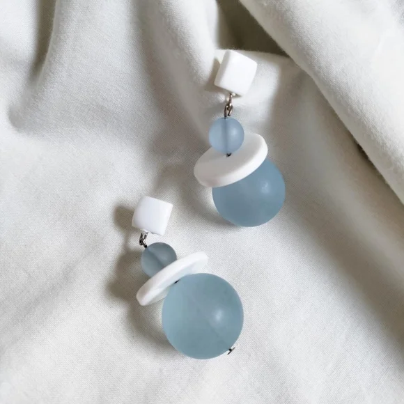 70s Vintage Earrings - Picture 4 of 4